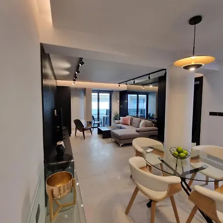 Raam Luxury Suites Larnaca Extérieur photo
